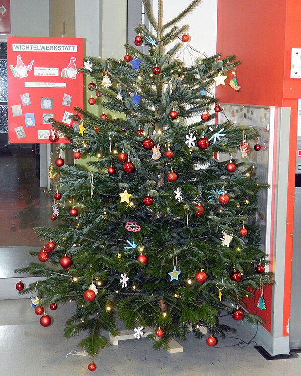 geschmückter Weihnachtsbaum