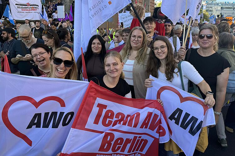 Symbolbild Demo "Bündnis soziales Berlin" am 12. September 2025