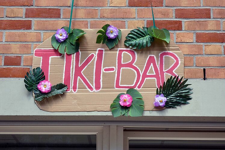 Schild für die Tiki-Bar