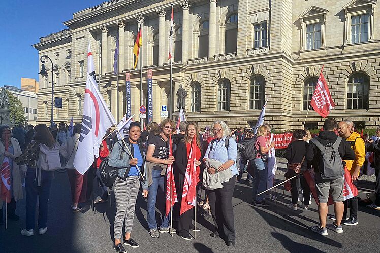 Symbolbild Demo "Bündnis soziales Berlin" am 12. September 2025